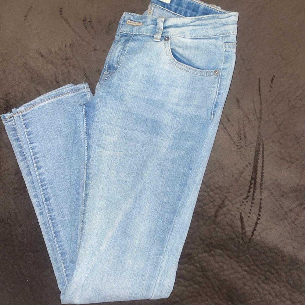 Levi 711 skinny jeans
